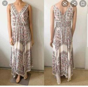 Ann Taylor Floral V-neck Dress ♥